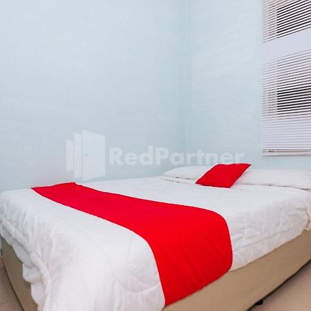 Krekot Residence RedPartner Jakarta Eksteriør billede
