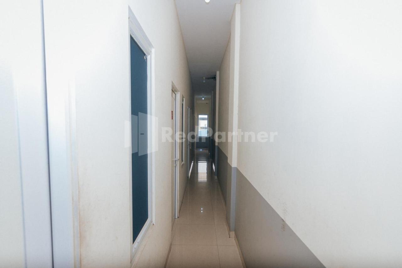 Krekot Residence RedPartner Jakarta Eksteriør billede